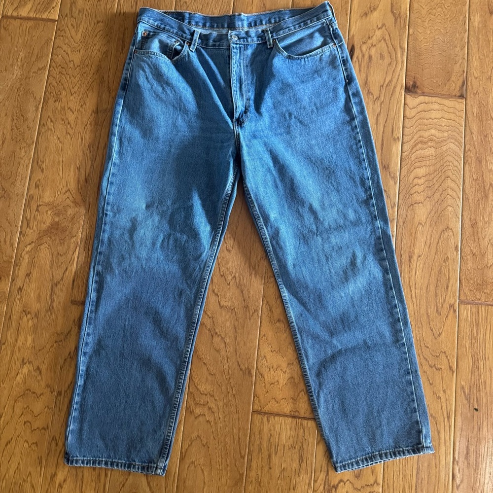 Levi's 550 Jeans Mens 40x32 Relaxed Fit 5-Pocket Medium Wash Denim